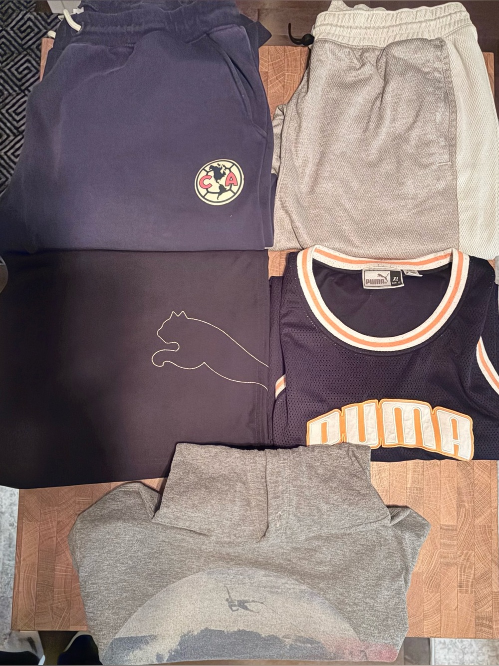 XL Puma tank and shorts, AE hoody, 2 pairs track pants - Picture 1 of 7